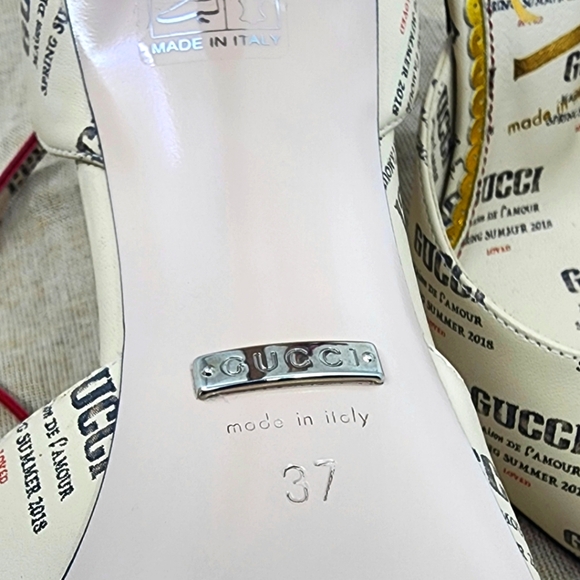 Gucci Leather Printed D'Orsay Pumps - Picture 3 of 6